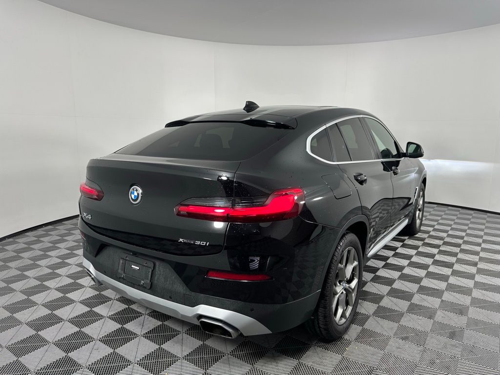 Thumbnail: 2023 BMW X4 - 5