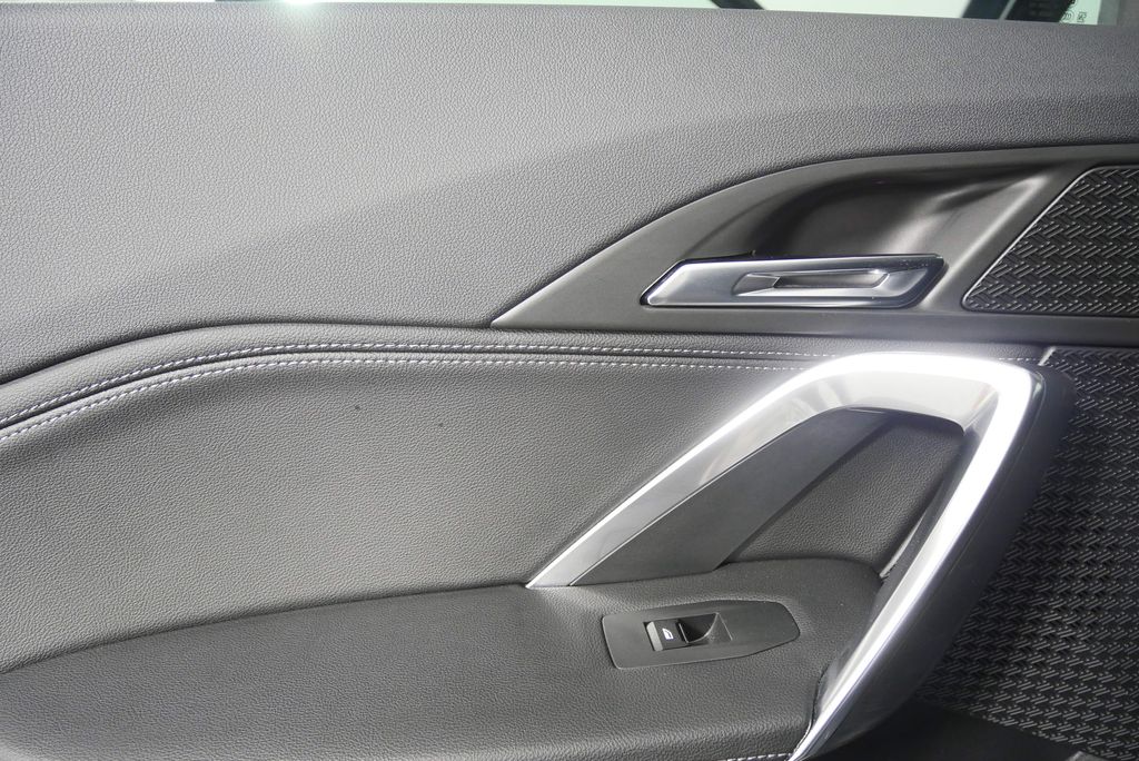Thumbnail: 2023 BMW X1 - 13