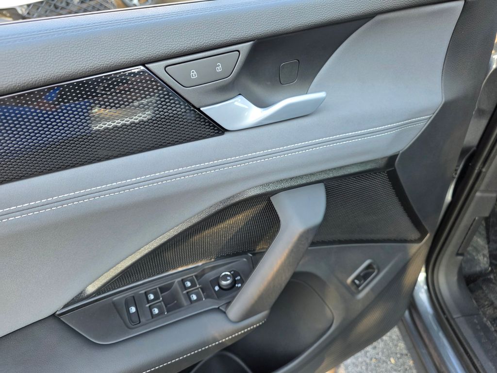 2026 Volkswagen Tiguan 2.0T SE - 7