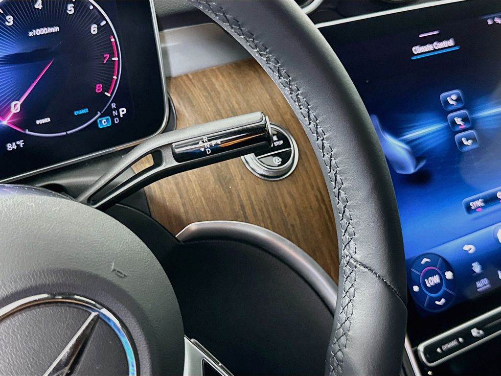 Thumbnail: 2024 Mercedes-Benz C-Class - 16