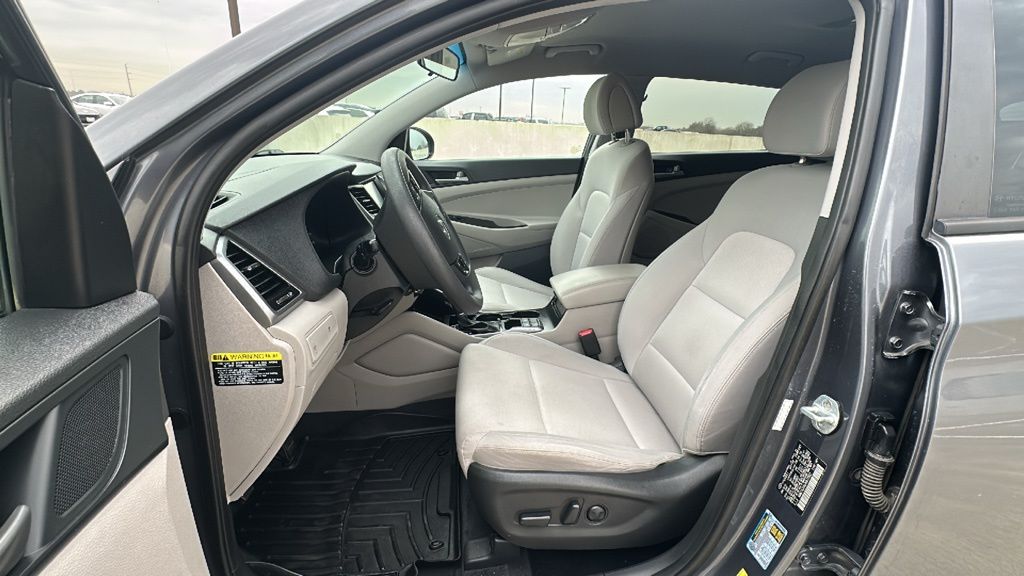 2018 Hyundai Tucson SEL Gray at Community Kia