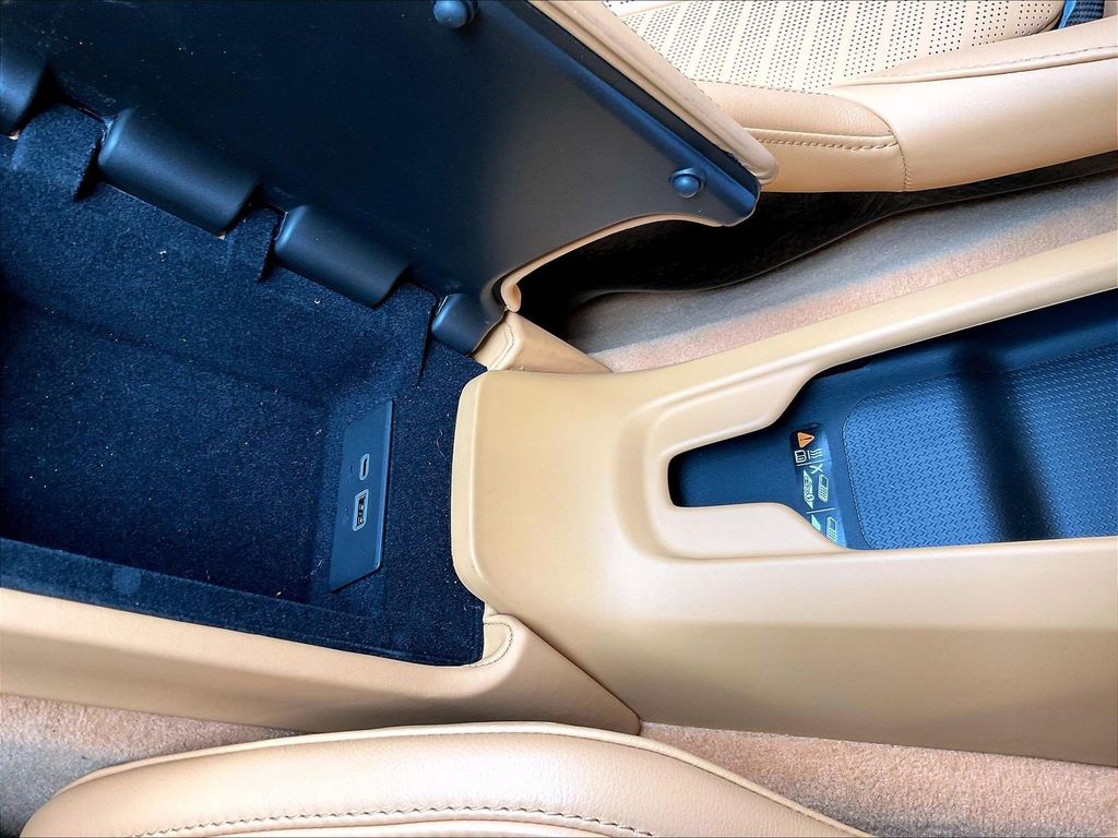 2024 Chevrolet Corvette — photo 27