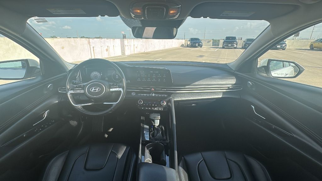 2024 Hyundai Elantra Limited White at Baytown Hyundai