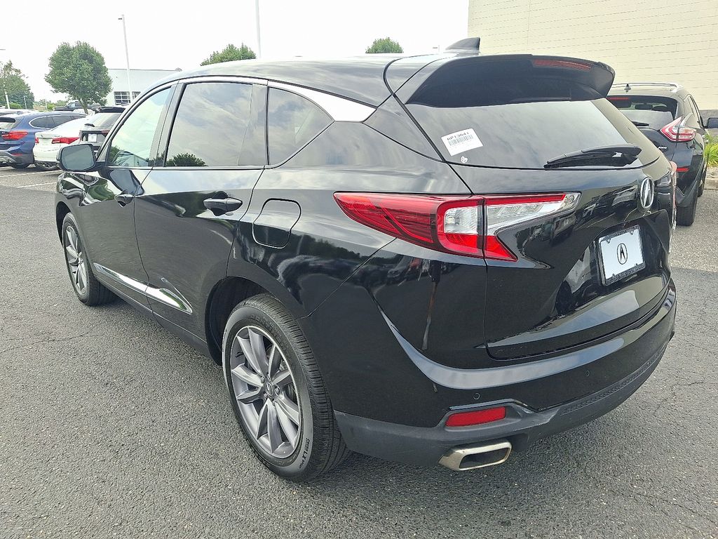 Thumbnail: 2024 Acura RDX - 4