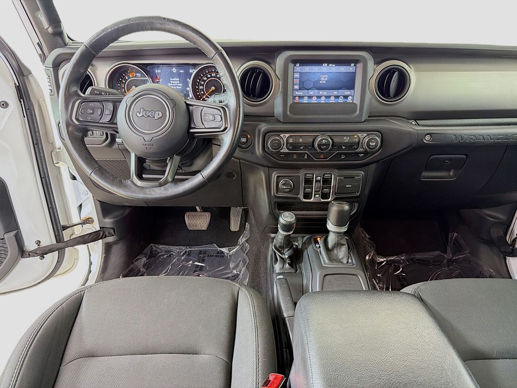 Used 2019 White Jeep Unlimited Sport S image 24