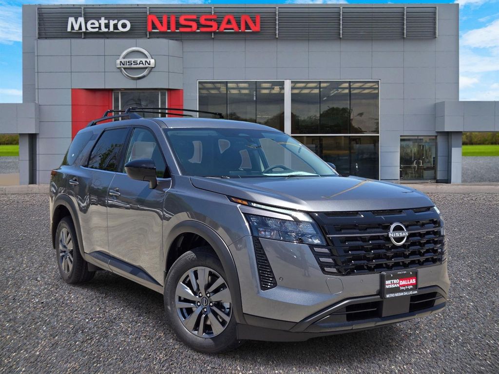 2026 Nissan Pathfinder SV