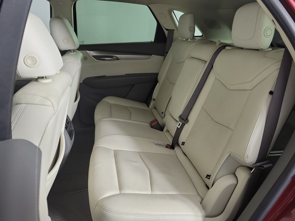 2019 Cadillac XT5 Luxury - 10