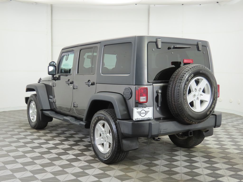 2016 Jeep Wrangler Unlimited Sport 7