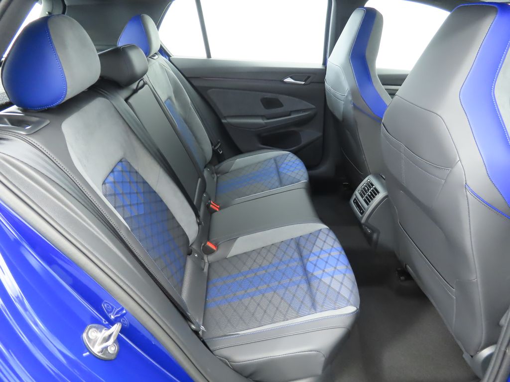 Thumbnail: 2025 Volkswagen Golf - 22