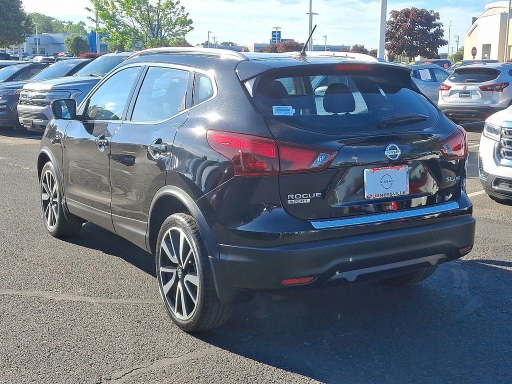 2018 Nissan Rogue Sport SL 4