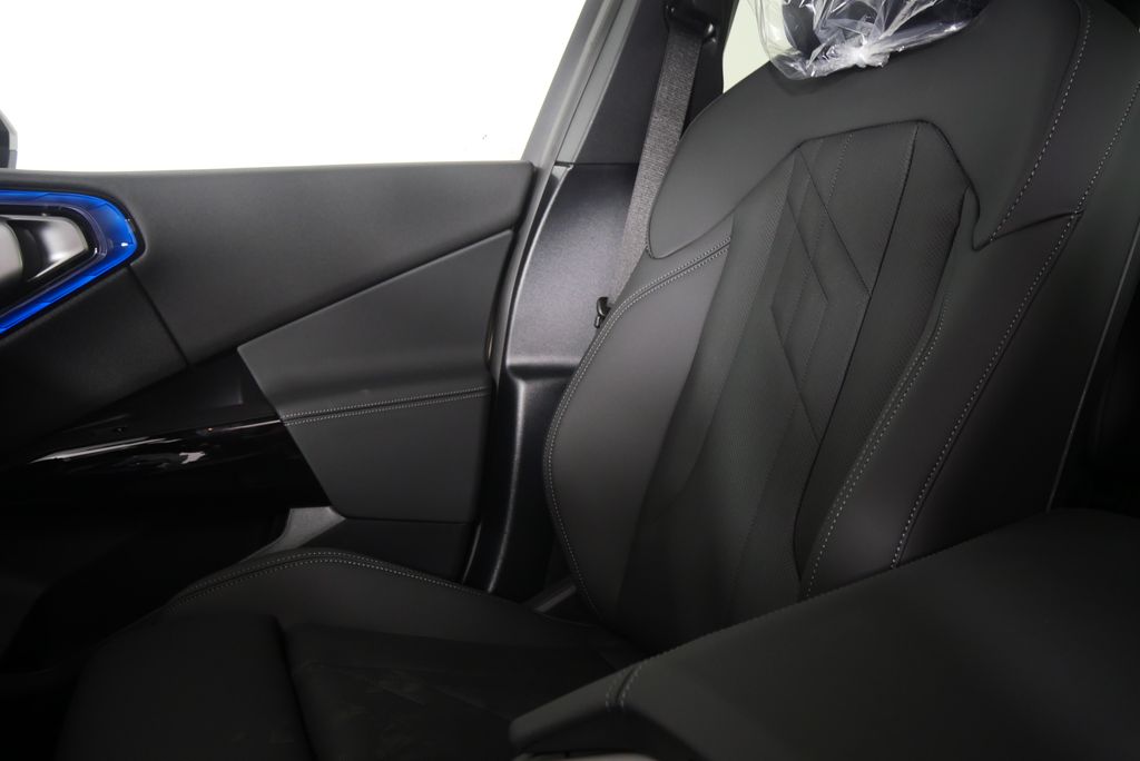 Thumbnail: 2026 BMW X3 - 21