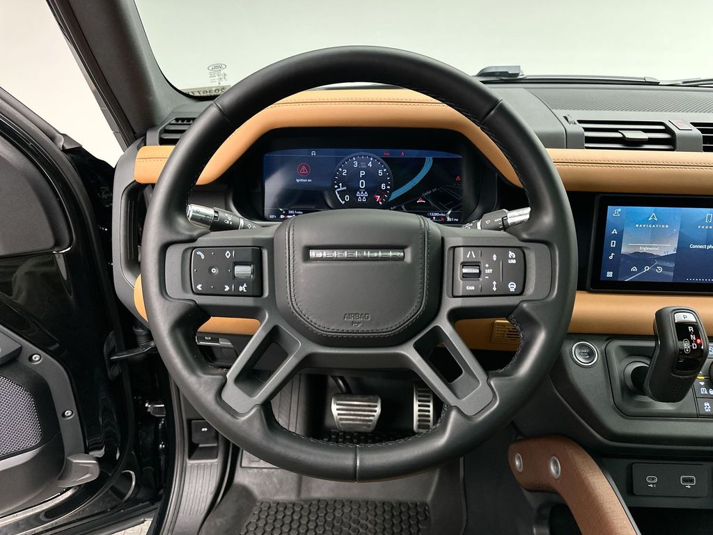 Thumbnail: 2021 Land Rover Defender - 18