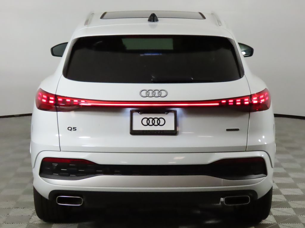 Thumbnail: 2025 Audi Q5 - 4