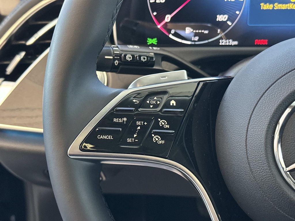 Thumbnail: 2025 Mercedes-Benz E-Class - 12