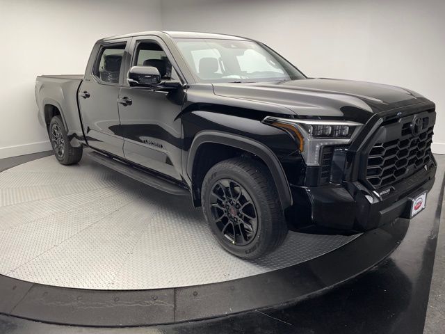Thumbnail: 2025 Toyota Tundra - 3