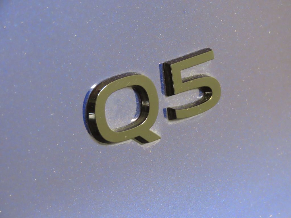 Thumbnail: 2025 Audi Q5 - 9