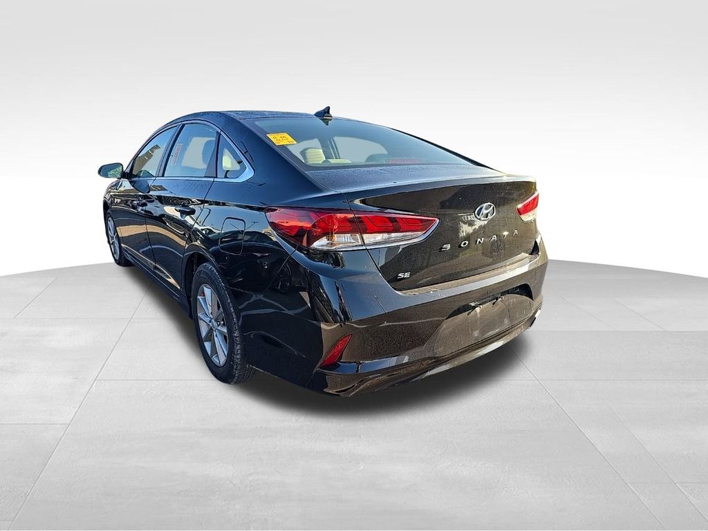 2019 Hyundai Sonata SE photo 4
