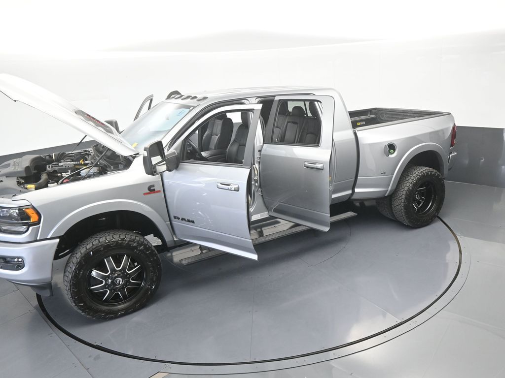 Used 2024 Billet Silver Metallic Clearcoat Ram Limited image 67