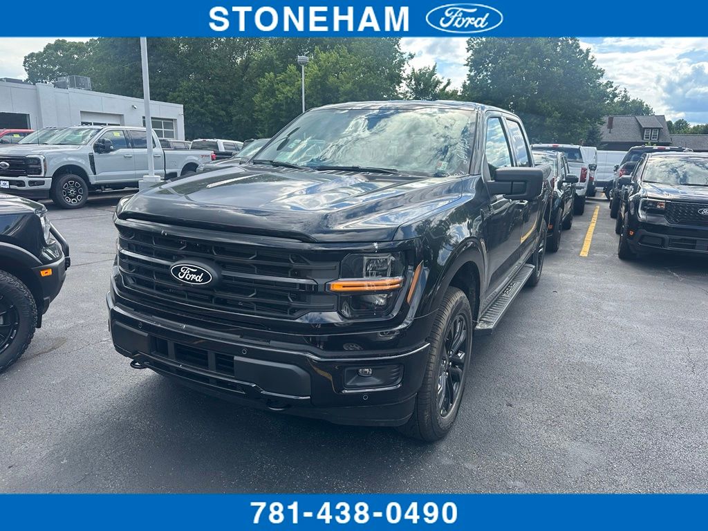 Agate Black Metallic 2026 Ford F-150 Pickup Truck Four-Wheel Drive Automatic
