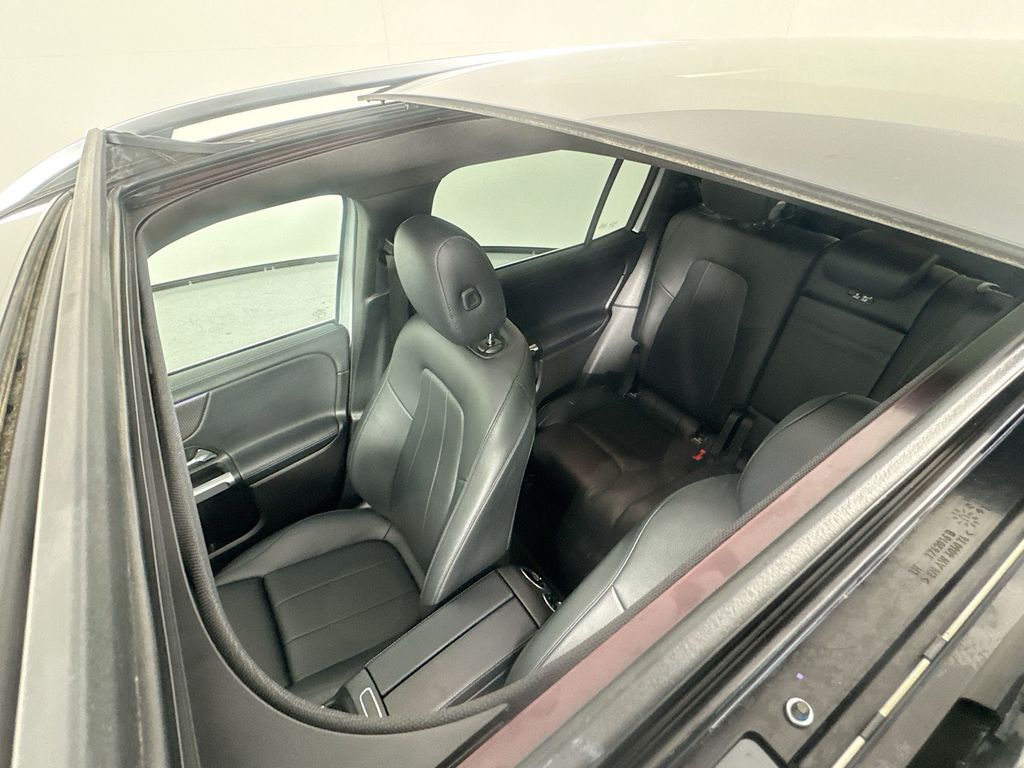 Used Car 2020 Mercedes-benz Glb  Glb 250 For Sale Under $25,000 In Austin, Texas