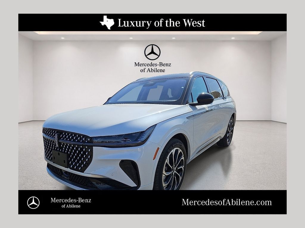 White Platinum Clearcoat Metallic 2025 Lincoln Nautilus SUV / Crossover All-Wheel Drive Continuously Variable Transmission