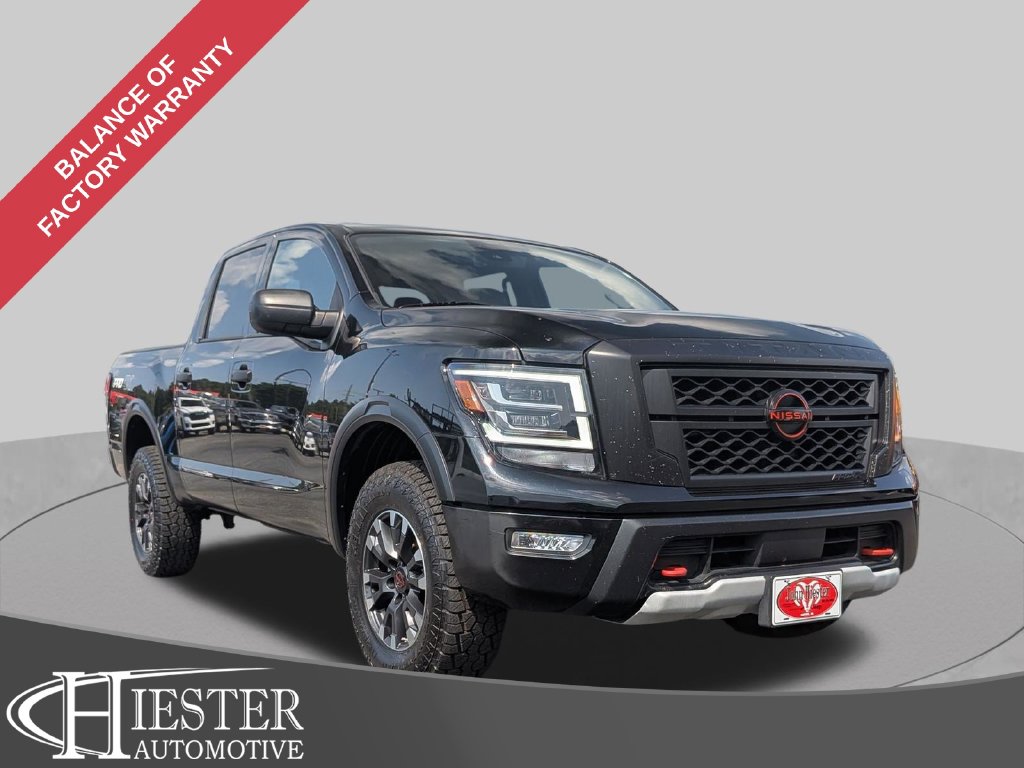 2023 Nissan Titan PRO-4X Crew Cab 4WD