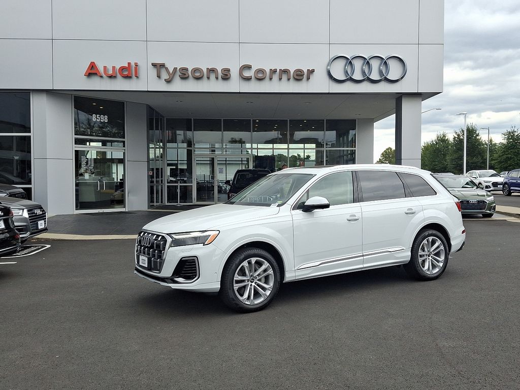 2025 Audi Q7  -
                Vienna, VA