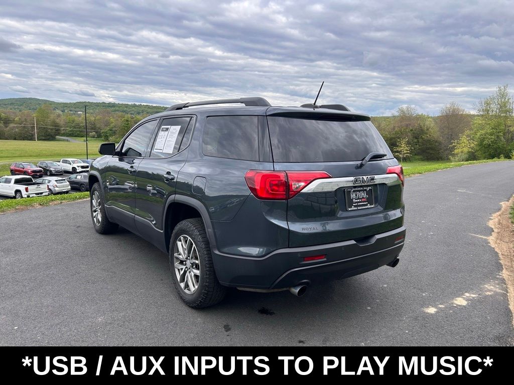 View vehicle photo 6