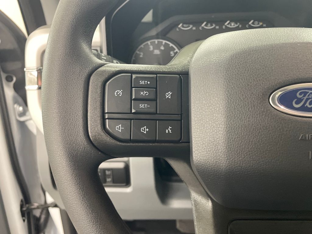 2026 Ford F-350 photo 14