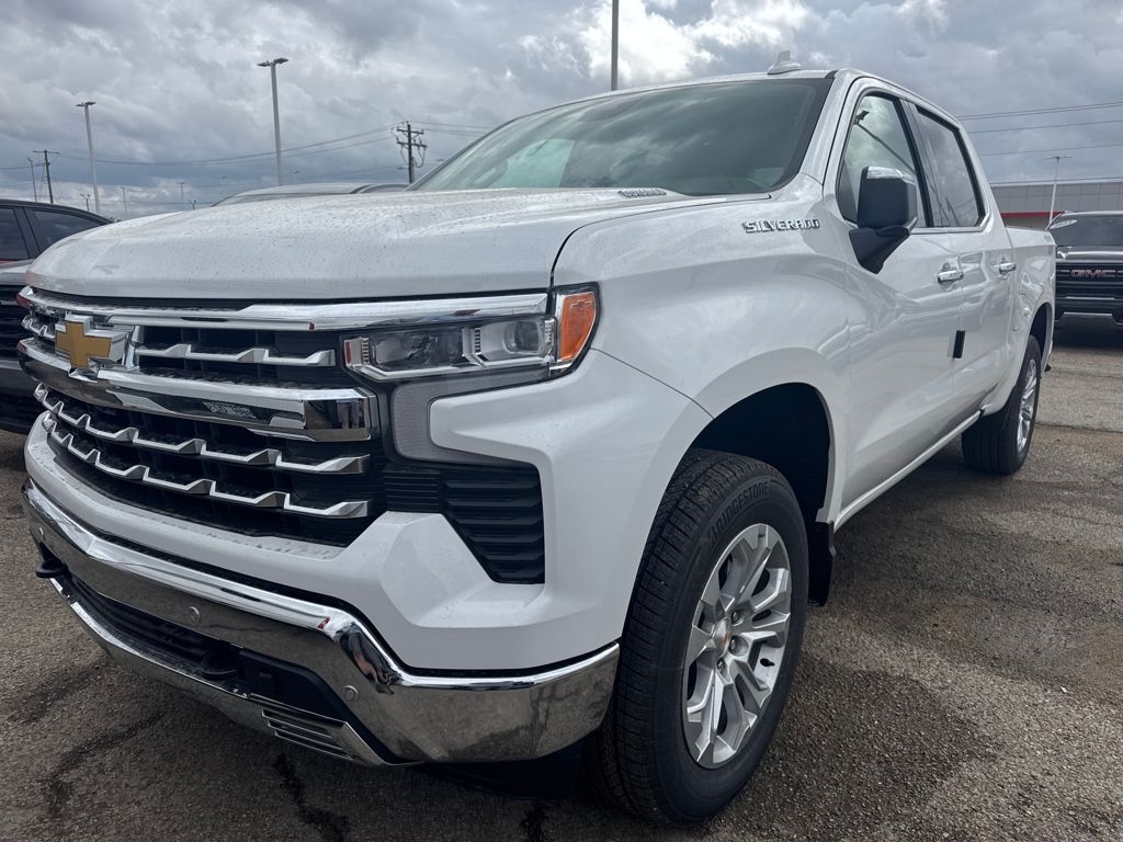 2026 Chevrolet Silverado 1500 LTZ Crew Cab 4WD
