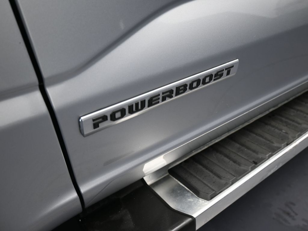 Used 2024 Silver Metallic Ford XLT image 59