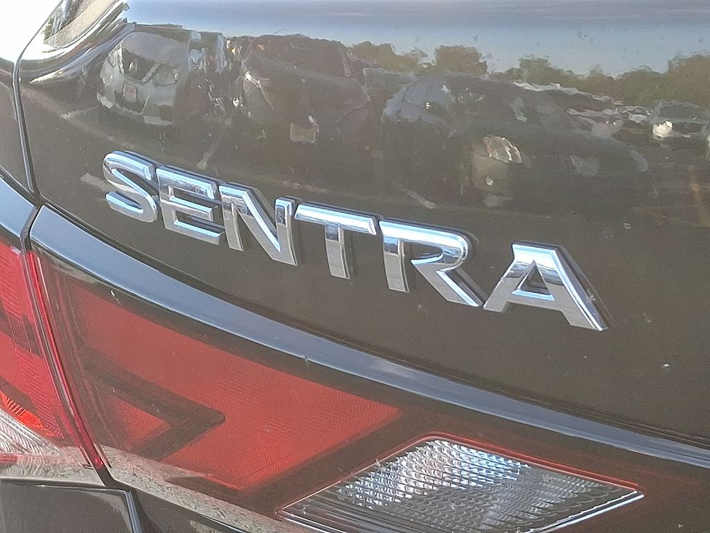 Thumbnail: 2025 Nissan Sentra - 11