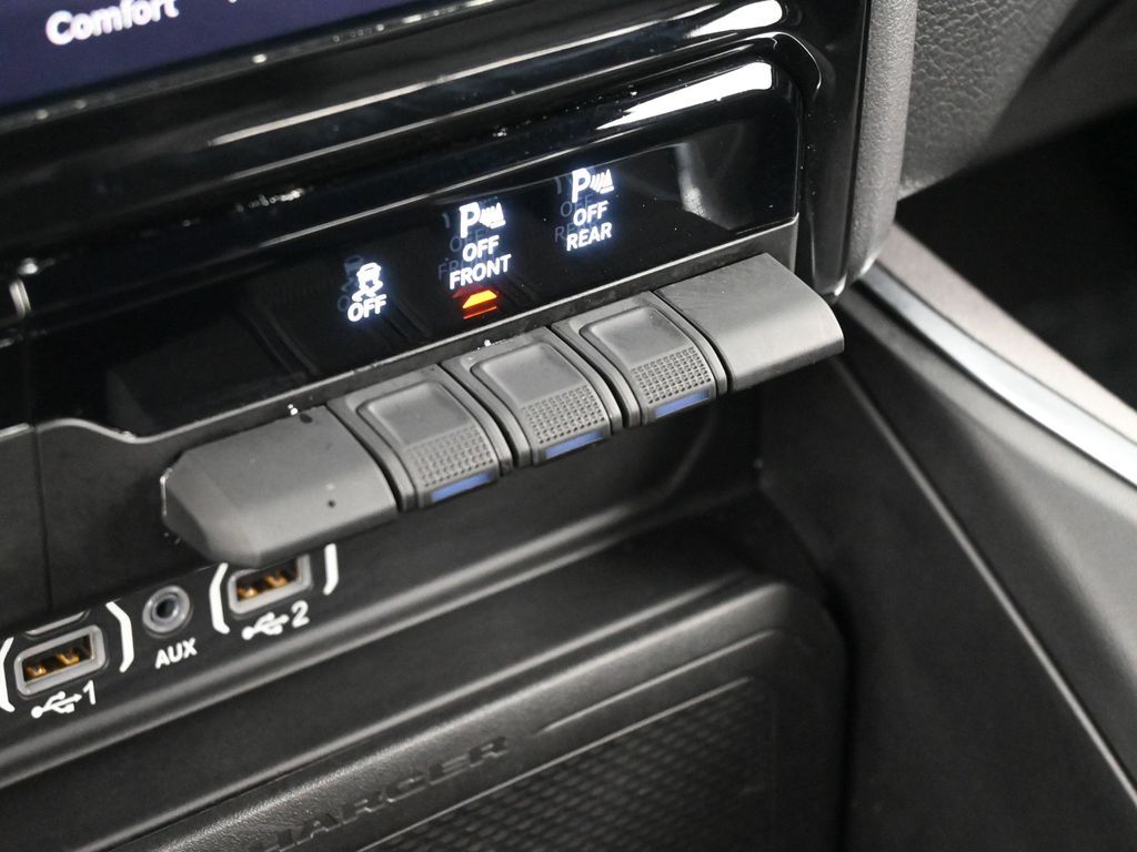 Used 2025 Bright White Clearcoat Ram Laramie image 26