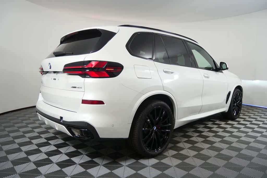 Thumbnail: 2026 BMW X5 - 3