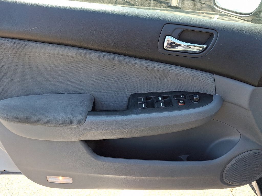 2007 Honda Accord SE 12