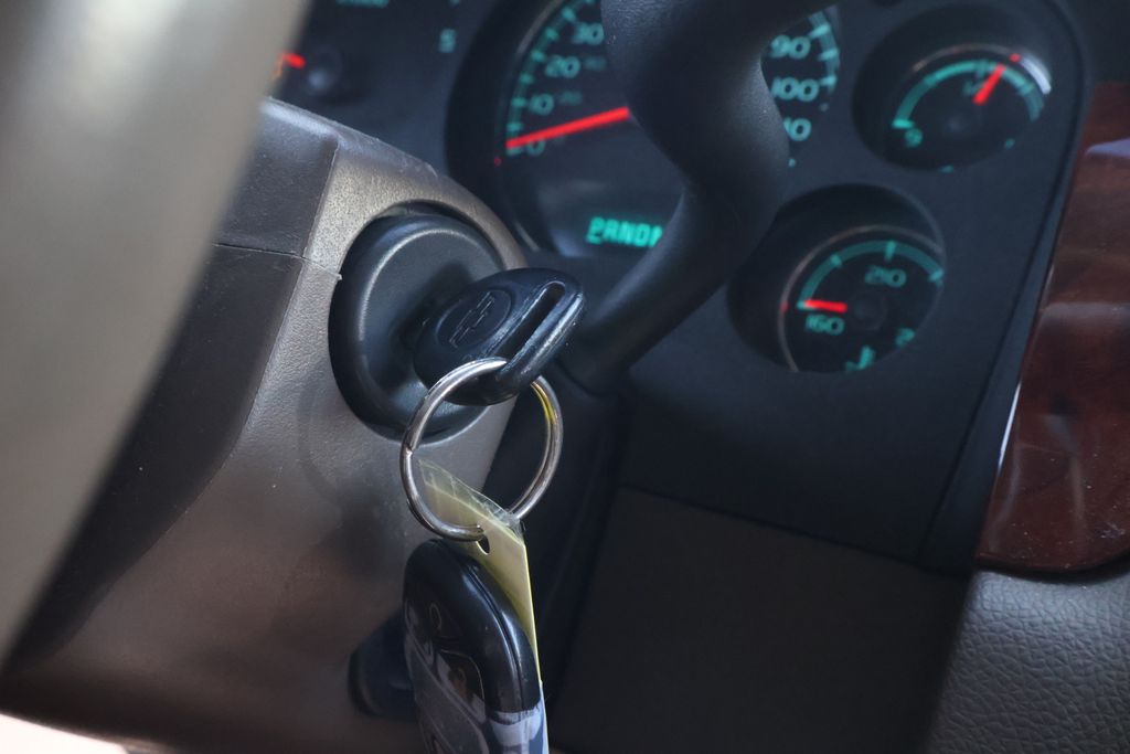 2013 Chevrolet Silverado 1500 LTZ 27