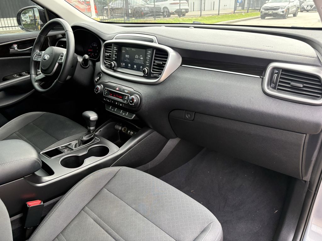 2020 Kia Sorento S Silver at Community Kia