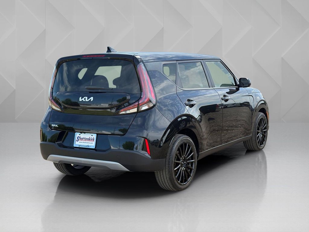 2024 Kia Soul LX - 4