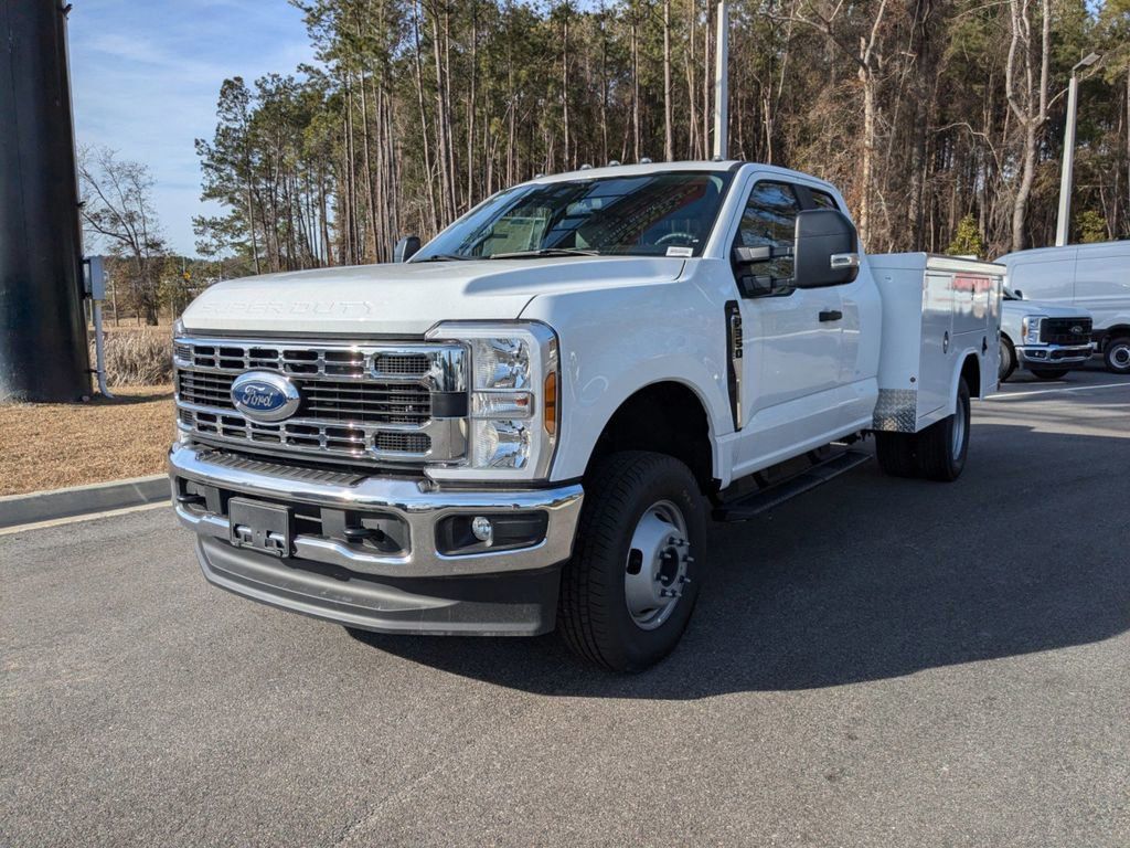 2024 Ford F-350 Super Duty XL
