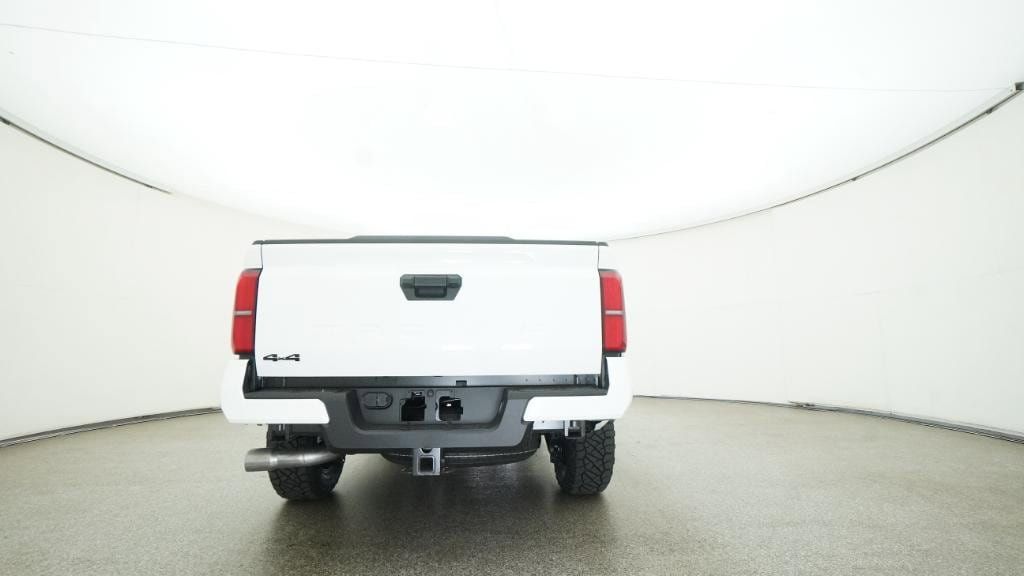 2025 Toyota Tacoma TRD Sport 11