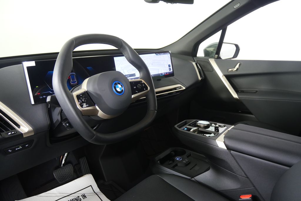 Thumbnail: 2025 BMW iX - 13