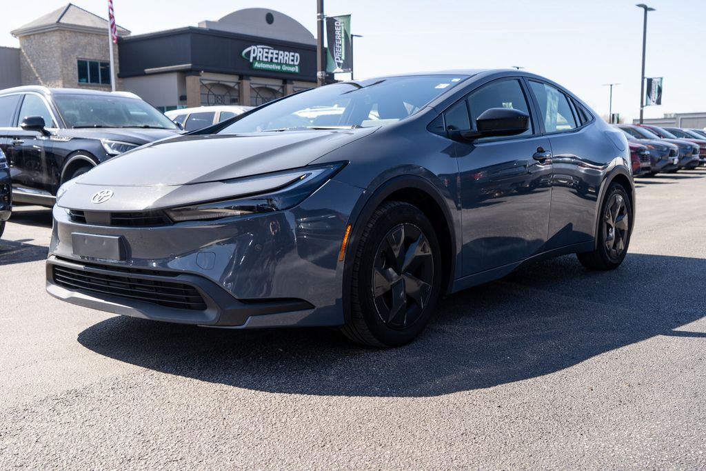 2024 Toyota Prius LE FWD