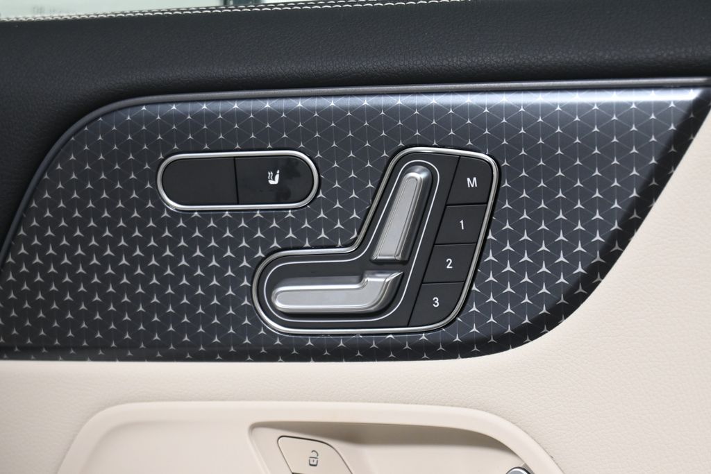 Thumbnail: 2026 Mercedes-Benz GLA - 27