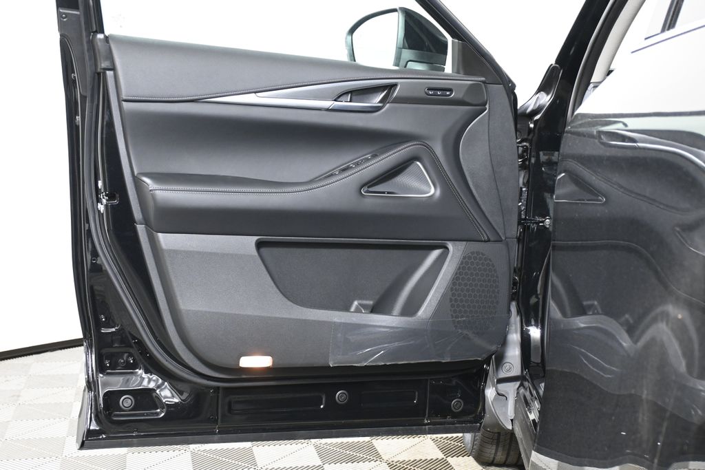 2025 INFINITI QX60 Luxe 23