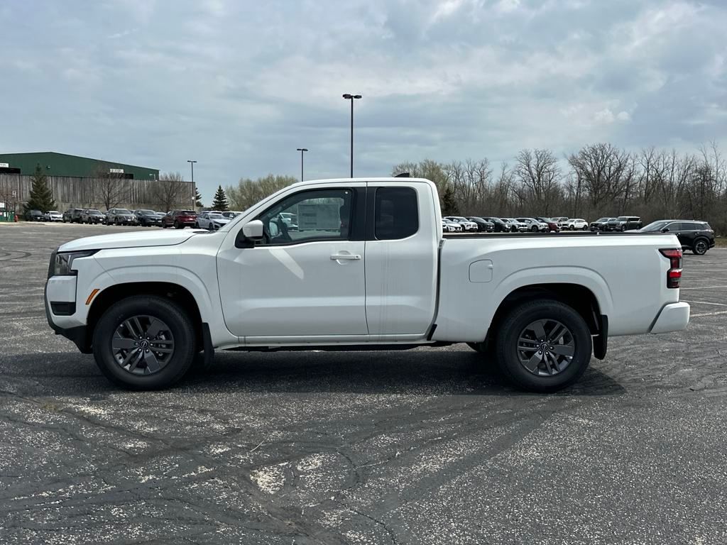 2025 Nissan Frontier SV photo