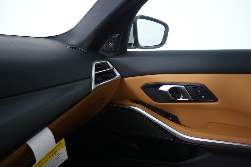 Thumbnail: 2026 BMW 3 Series - 24