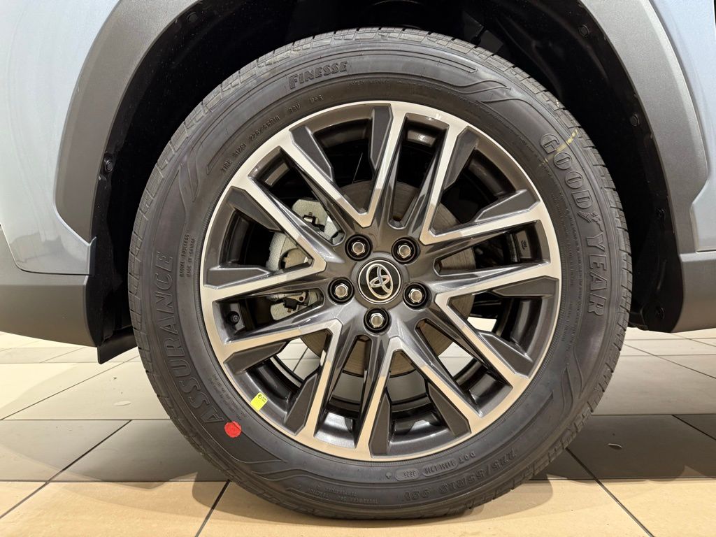 Thumbnail: 2026 Toyota Corolla Cross - 9