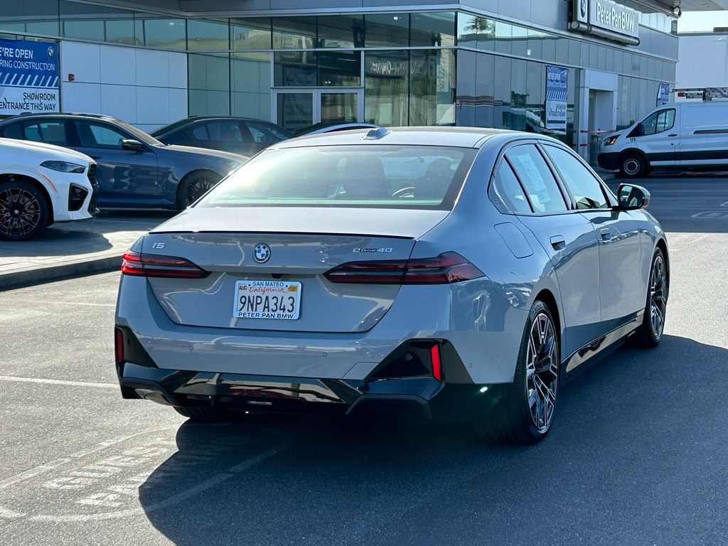 2024 BMW i5 eDrive40 5