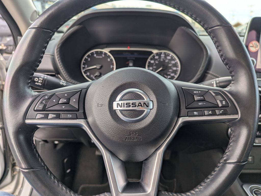 2021 Nissan Sentra SV 17