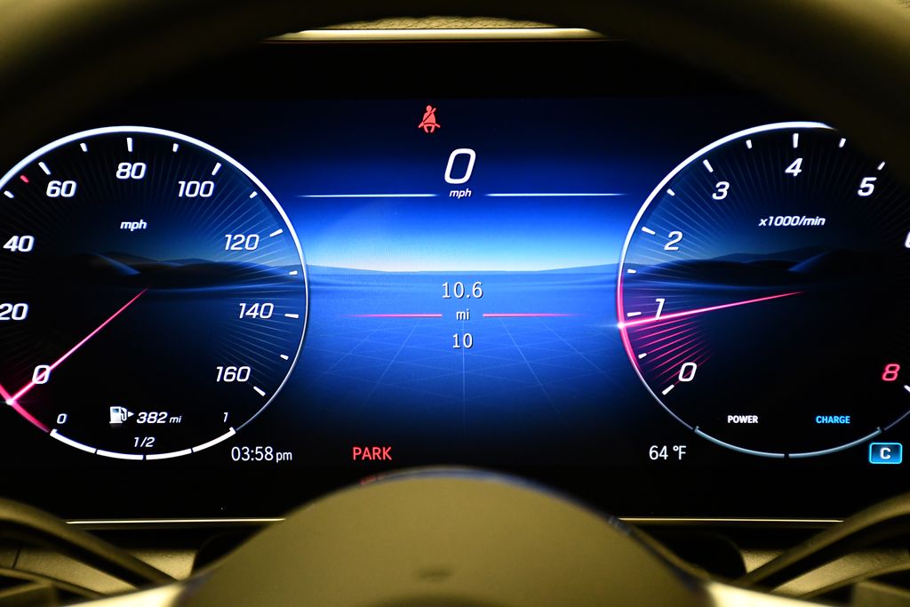 Thumbnail: 2025 Mercedes-Benz GLC - 24